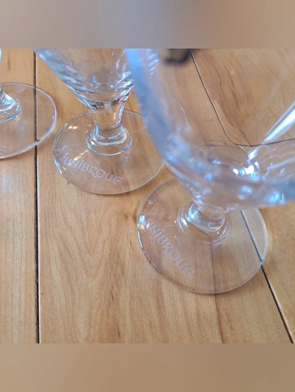 UNIBROUE BELGIUM ALE STEM TULIP GLASSES Set of 4 EXCELLENT!